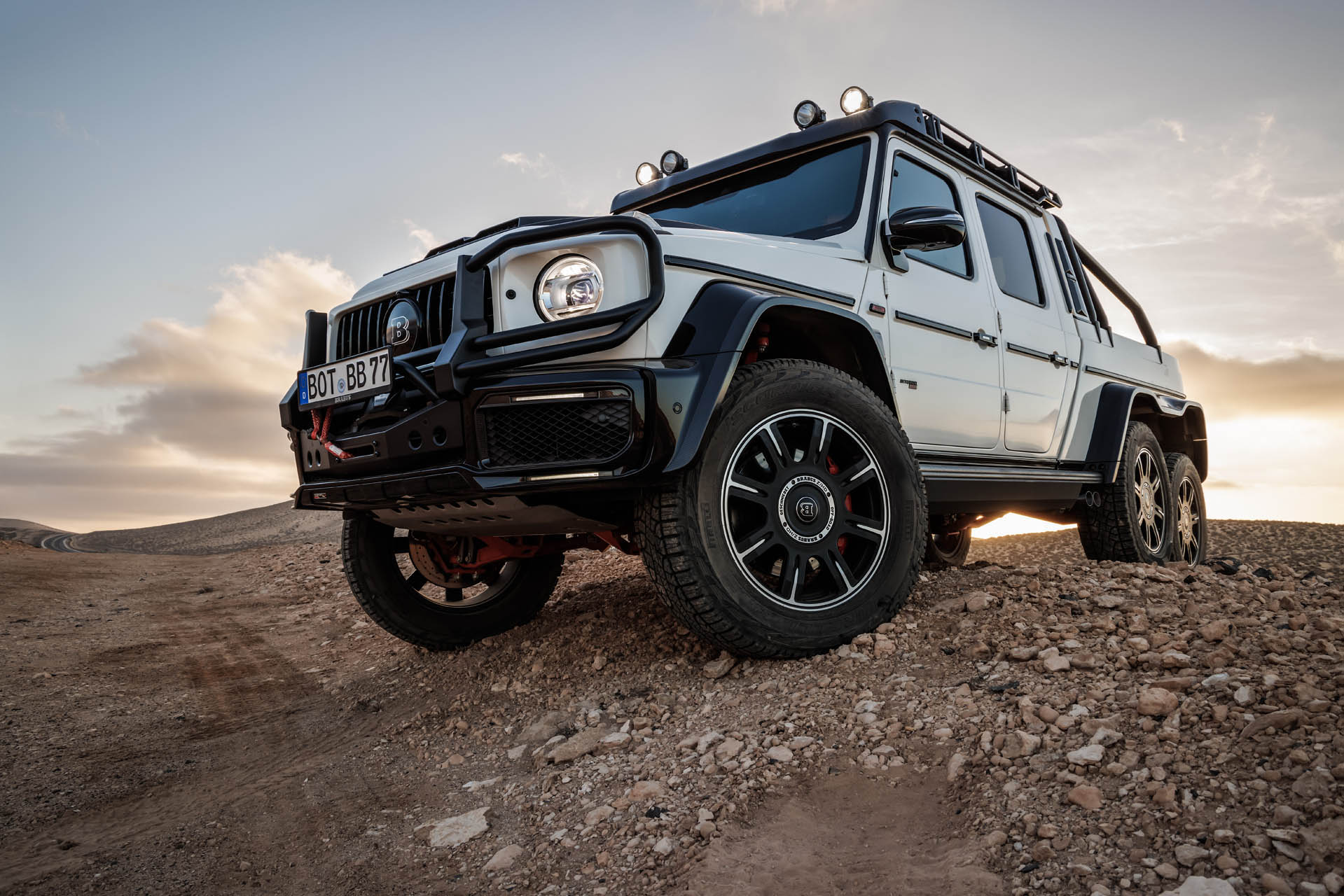 brabus_xlp_800_6x6_adventure-m-amg_g_63_outdoor_20.jpg