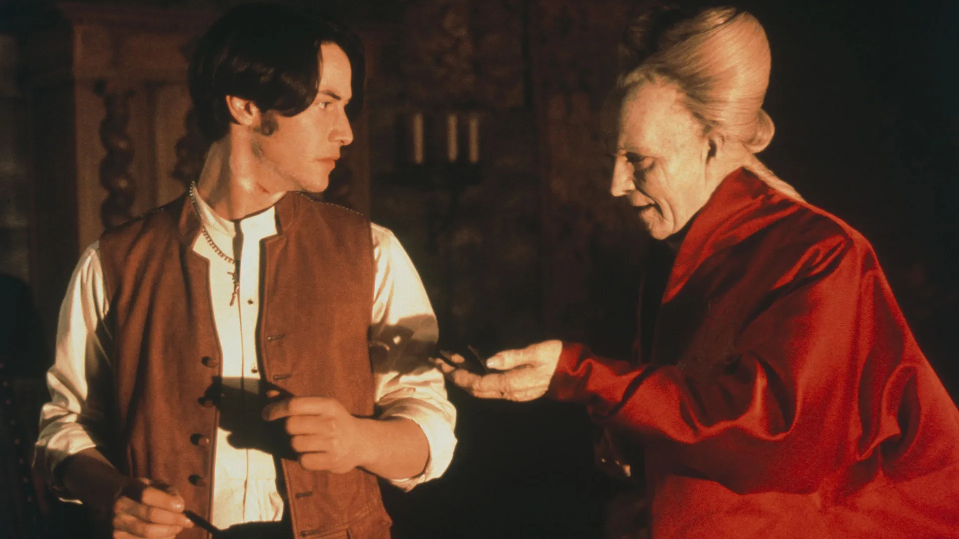 bramstokersdracula_hero.jpg