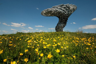 Singing-Ringing Tree, az éneklő fa.  