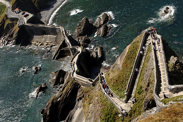 gaztelugatxe_8.jpg