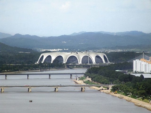 legnagyobb_stadion1.JPG