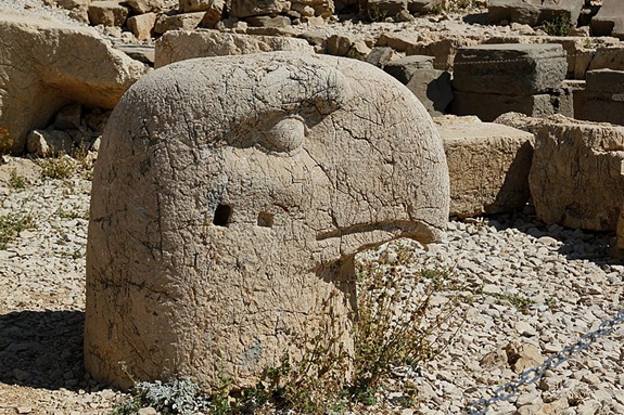 nemrut-hegy23.jpg