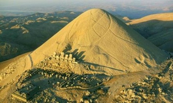 nemrut-hegy3.jpg