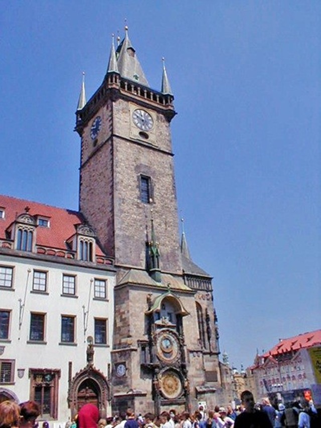 orloj_2.jpg