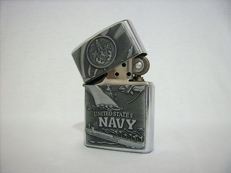 zippo14.jpg