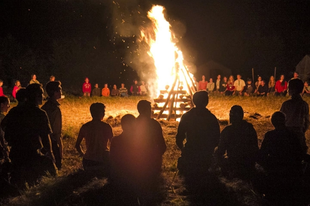 Nyáridéző, évkezdő tábortűz szeptember 20-án!