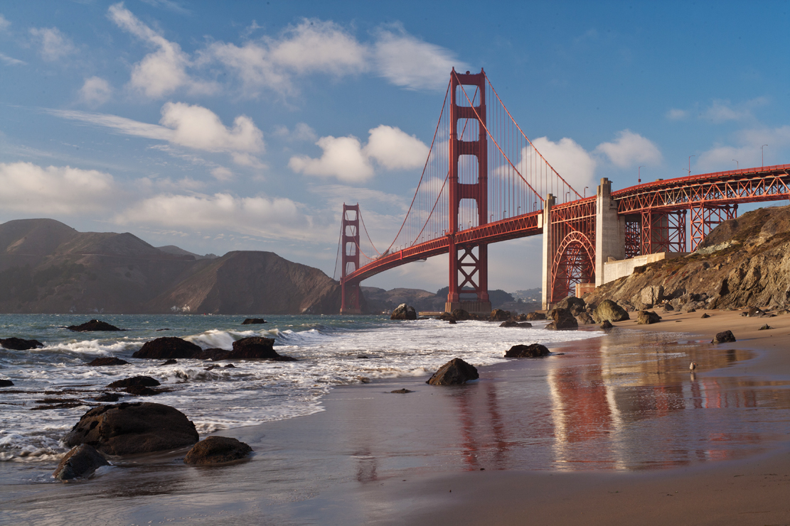 baker_beach_and_golden_gate_bridge_reflection.jpg