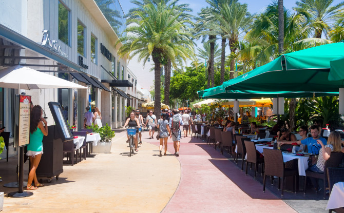 bigstock-miami-usa-august-lin-104160275-1-670x415.jpg