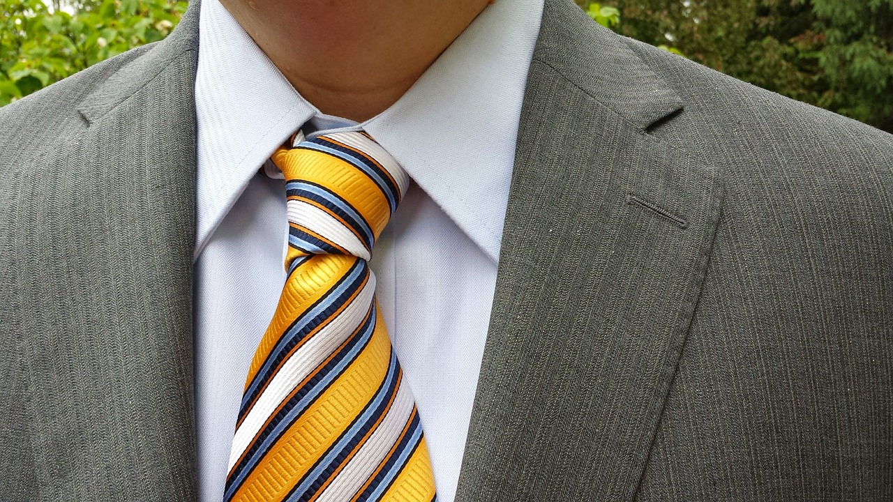 business-man-358893_1280.jpg