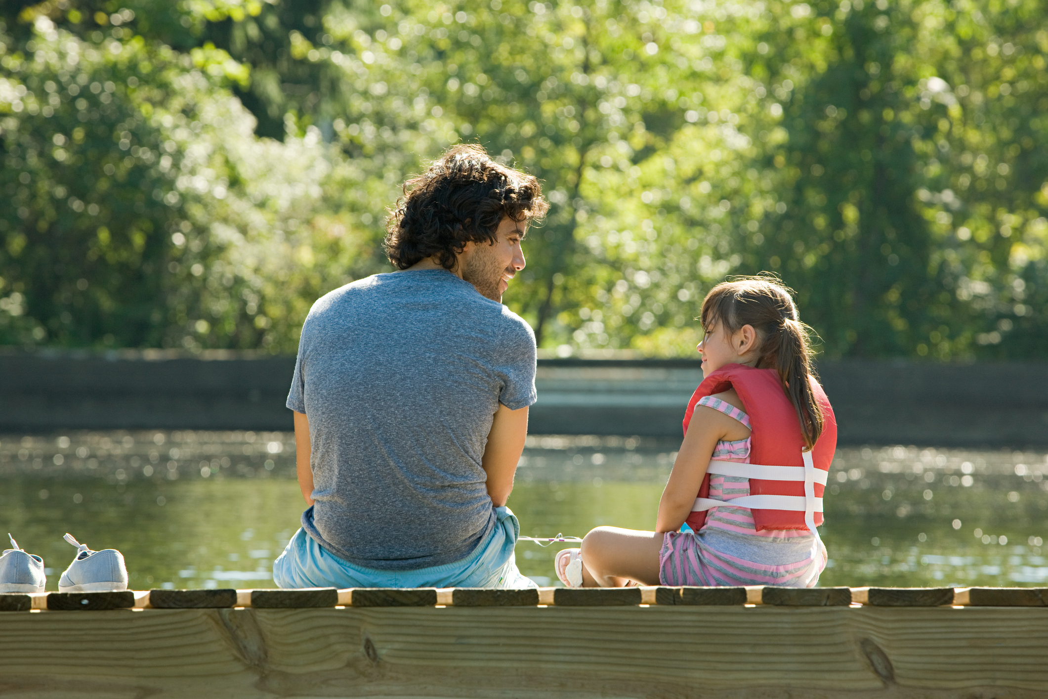 father_and_daughter_at_lake.jpg