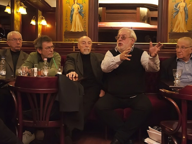 Ex-színigazgatók „vének tanácsát” alakítottak - Egyesület a szakma védelmére