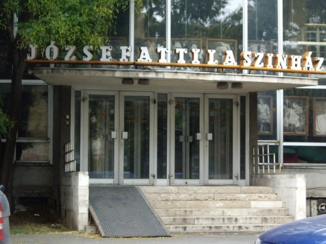 Betlehem csillaga - Jótékonysági előadás a József Attila Színházban