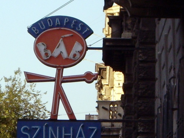 Öt új tag és öt bemutató a Budapest Bábszínházban