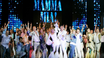 A Mamma Mia! bemutatójával indul az évad a Madách Színház