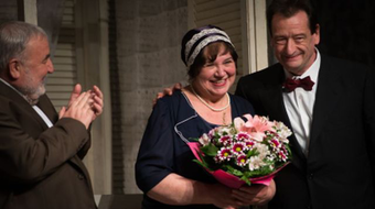 A 60 éves Zsurzs Katit köszöntötték a Karinthy Színházban
