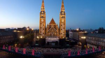 Az operaház fantomjával folytatódik a Szegedi Szabadtéri Játékok