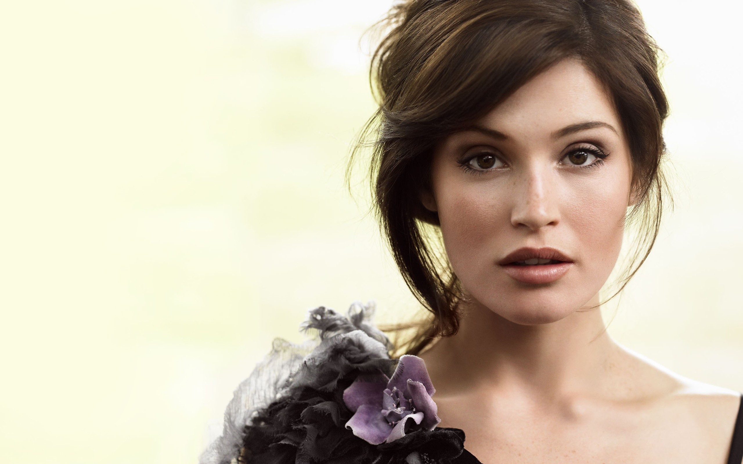 gemma-arterton-wallpaper-3.jpg