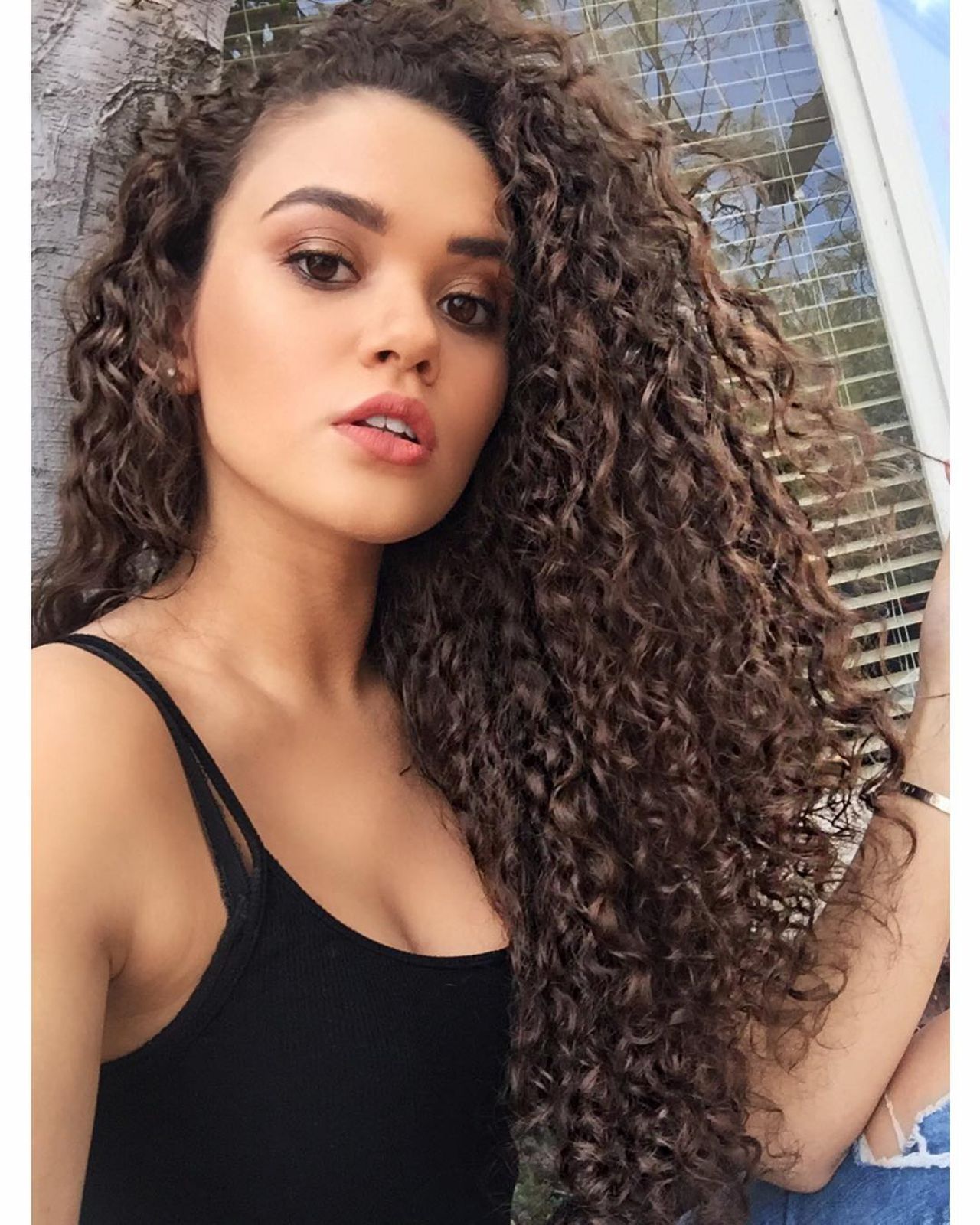 madison-pettis-social-media-pics-march-2017-1.jpg