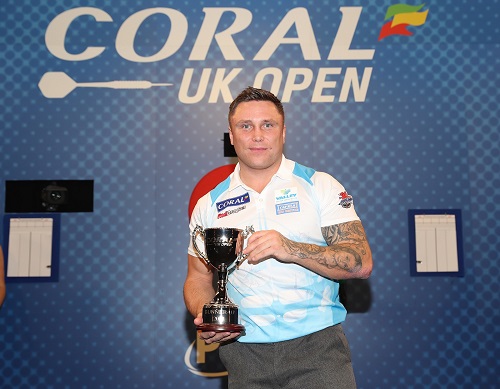 gerwyn-price-coral-uk-open-lawrence-lustig-pdc_118mxt9w77umu1kqmqc3qmiiht.jpg