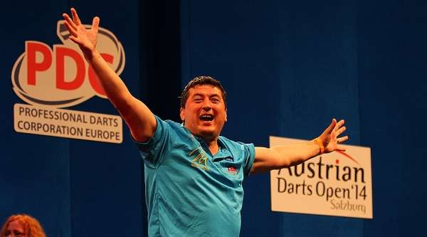 mensur-suljovic-austrian-darts-open-second-round-carsten-arlt-pdc-europe_1w317had2qf0f1tn5qe7xacprb.jpg