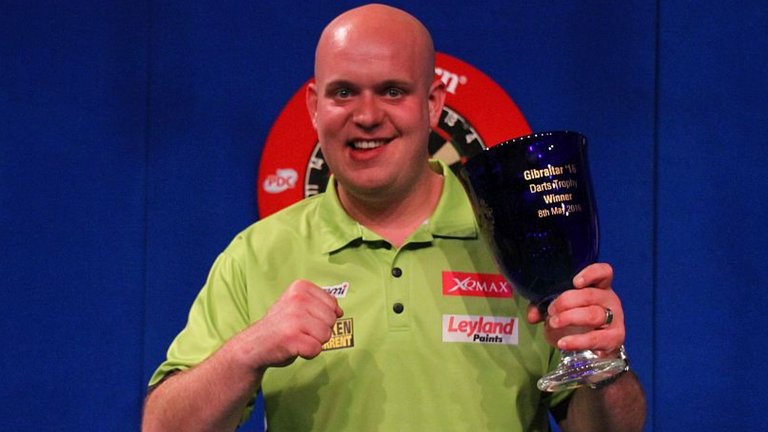 michael-van-gerwen-darts-pdc_3463177.jpg