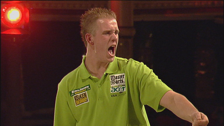 michael-van-gerwen-pdc-darts_3429081.jpg