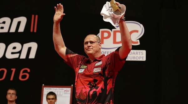 nigel-heydon-austrian-darts-open-courtesy-pdc-europe_1nhyjfwb888br1gcqb6c6ruvxw.jpg