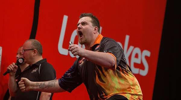 rhys-mathewson-ladbrokes-sydney-darts-masters-steve-christo-pdc_cpkiquxtc0ln1t4la0gpg6g2x.jpg