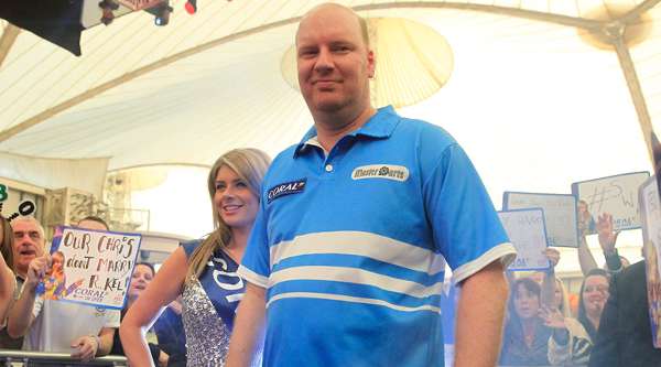 vincent-van-der-voort-coral-uk-open-fourth-round-lawrence-lustig-pdc_yb4bbk9et23n1sl3h3urg2fqh.jpg