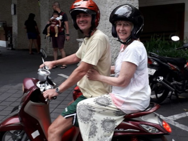 Hogyan bérelj (vagy vegyél) motort/autót Balin - Bali by bike