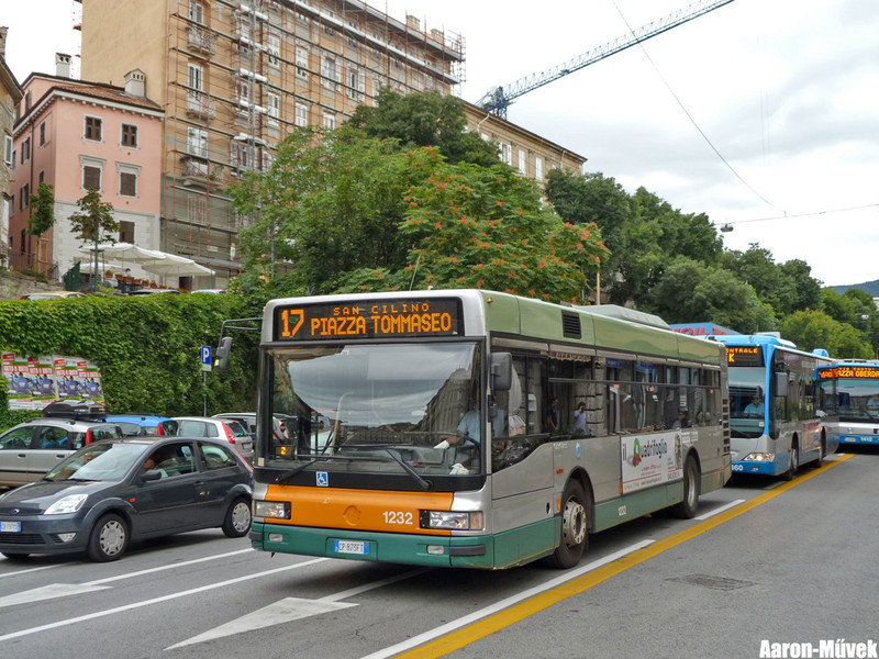 Olasz életképek III - Trieste (3)