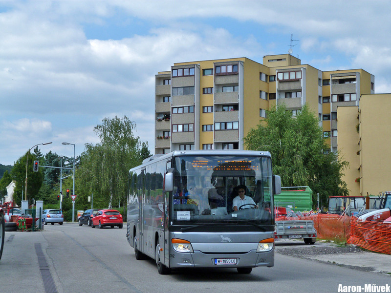 Egy kicsi mindenhonnan (3)