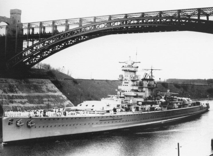 admiral_graf_spee_1938_caiser_wilhelm_canal.jpg