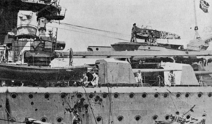 admiral_graf_spee_1939_12_14_serules_002.jpg