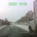 Meleg helyzet egy orosz havas úton