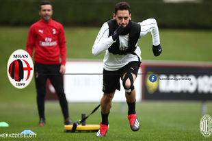 Calhanoglu nevezve a keretben, hét hiányzó