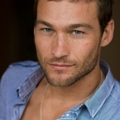 Meghalt Andy Whitfield