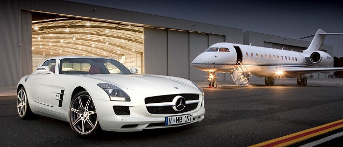 luxury_car_and_airplane_700.jpg