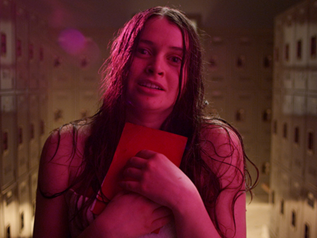trailer: holidays (2016)