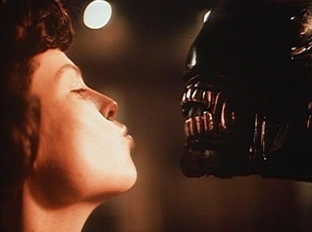 ripley_alien.jpg