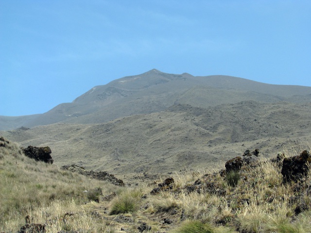 Egy párában rejtőző magányos óriás - Mt Cameroon