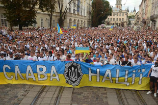 Oroszország gyűjti az ukrán csapatokat!