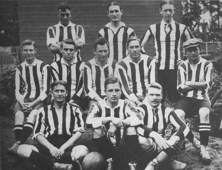 alumni_athletic_club_in_1910.jpg