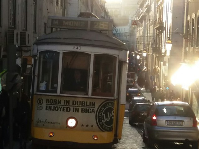 Lisszabon - ahol villamosvezető vagy utcazenész akarsz lenni