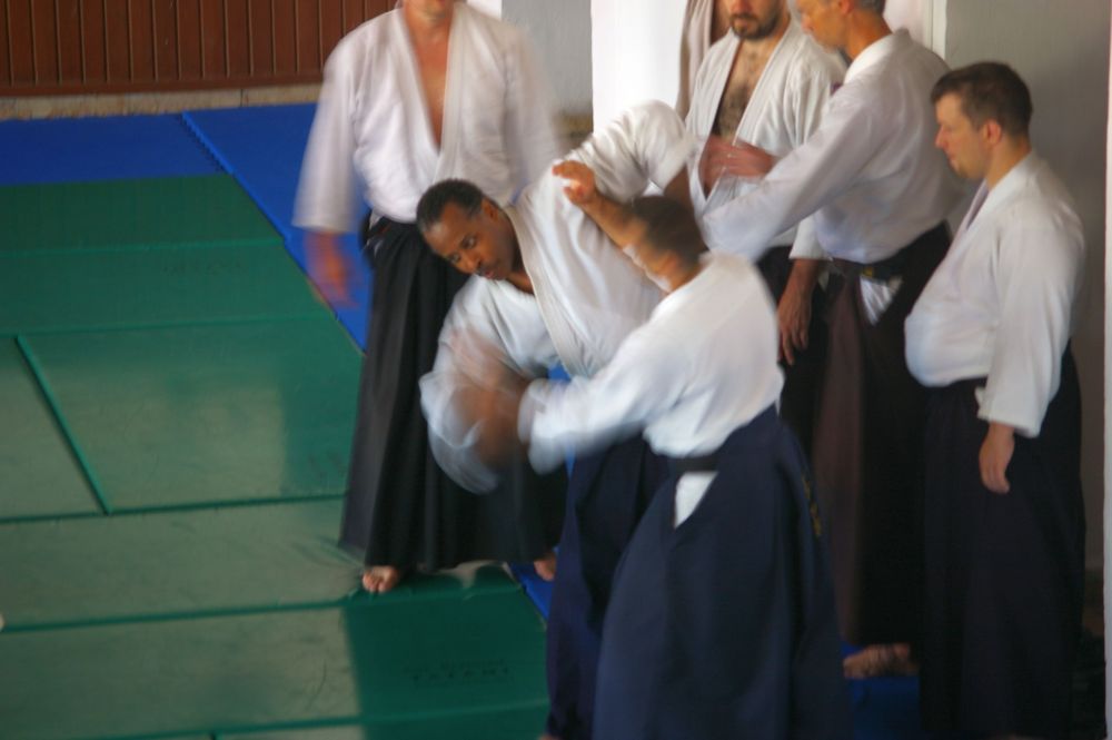 donovan_shihan02.jpg