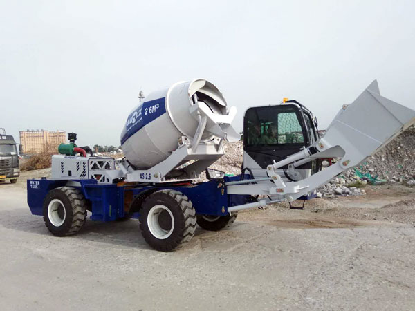 as-2_6_self_loading_concrete_mixer.jpg