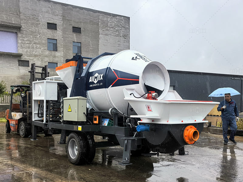 abjz40c_concrete_mixer_pump_in_factory_before_shipment.jpg