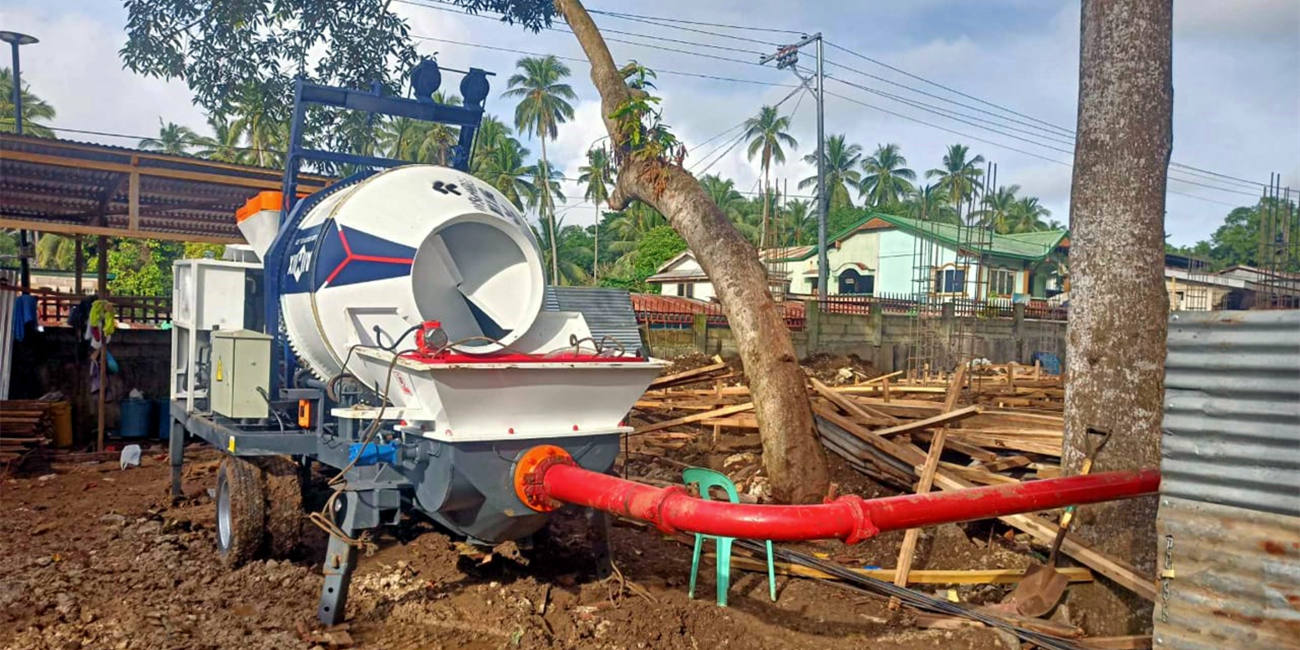 abjz40c_concrete_mixer_pump_in_the_philippines.jpg