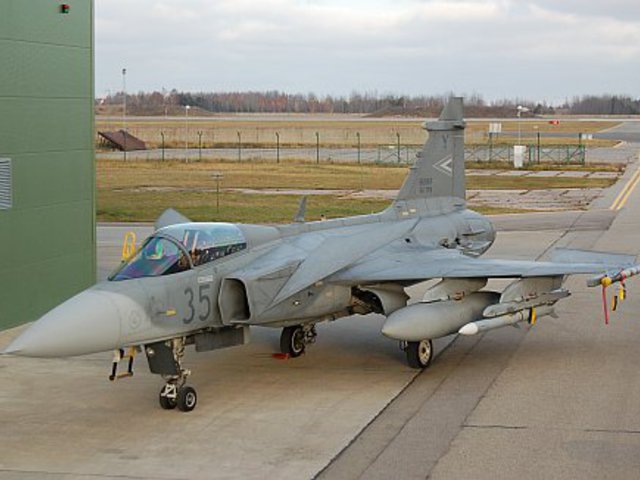 Baltic Air Policing - Hangárok világa