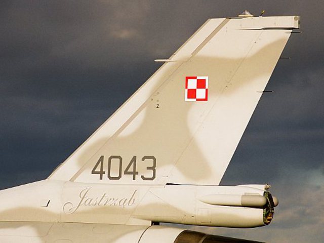 JASTRZAB - TÍZ ÉVE ÉRKEZTEK AZ ELSŐ LENGYEL F-16-OSOK